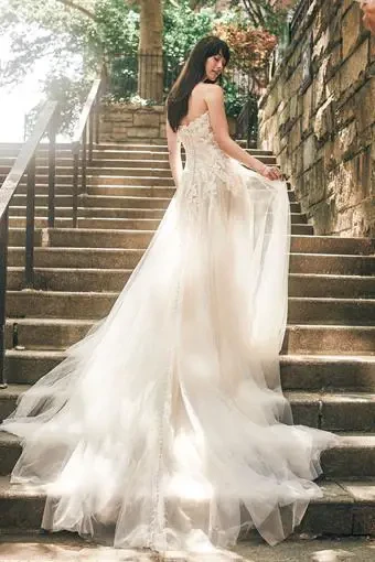 How To Determine What Style Wedding Dress You Want Image