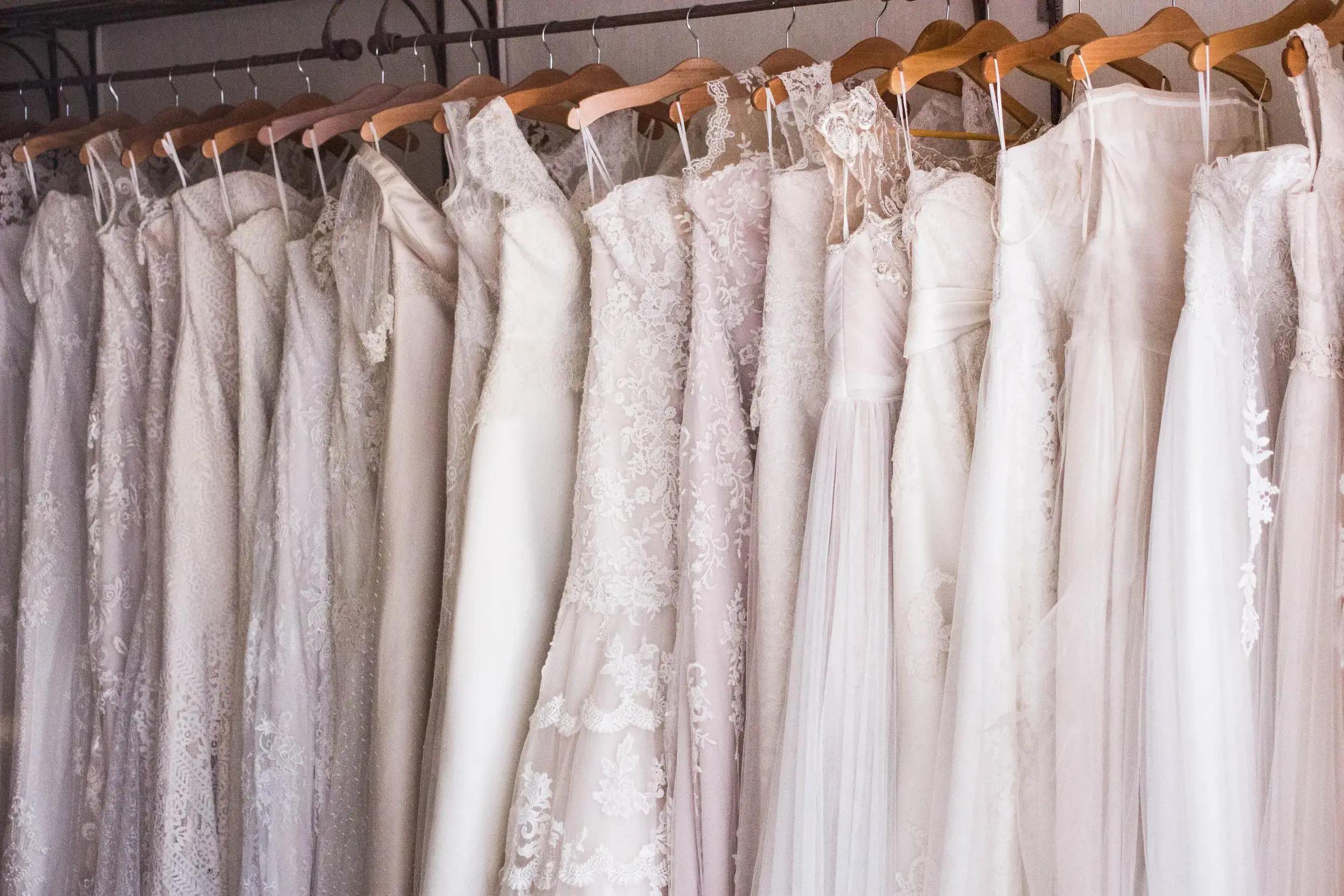 What to Expect When Wedding Dress Shopping Image