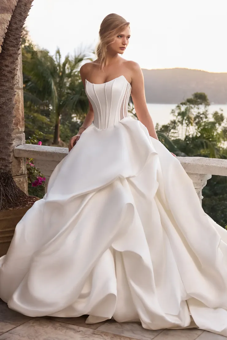 Sophia Tolli